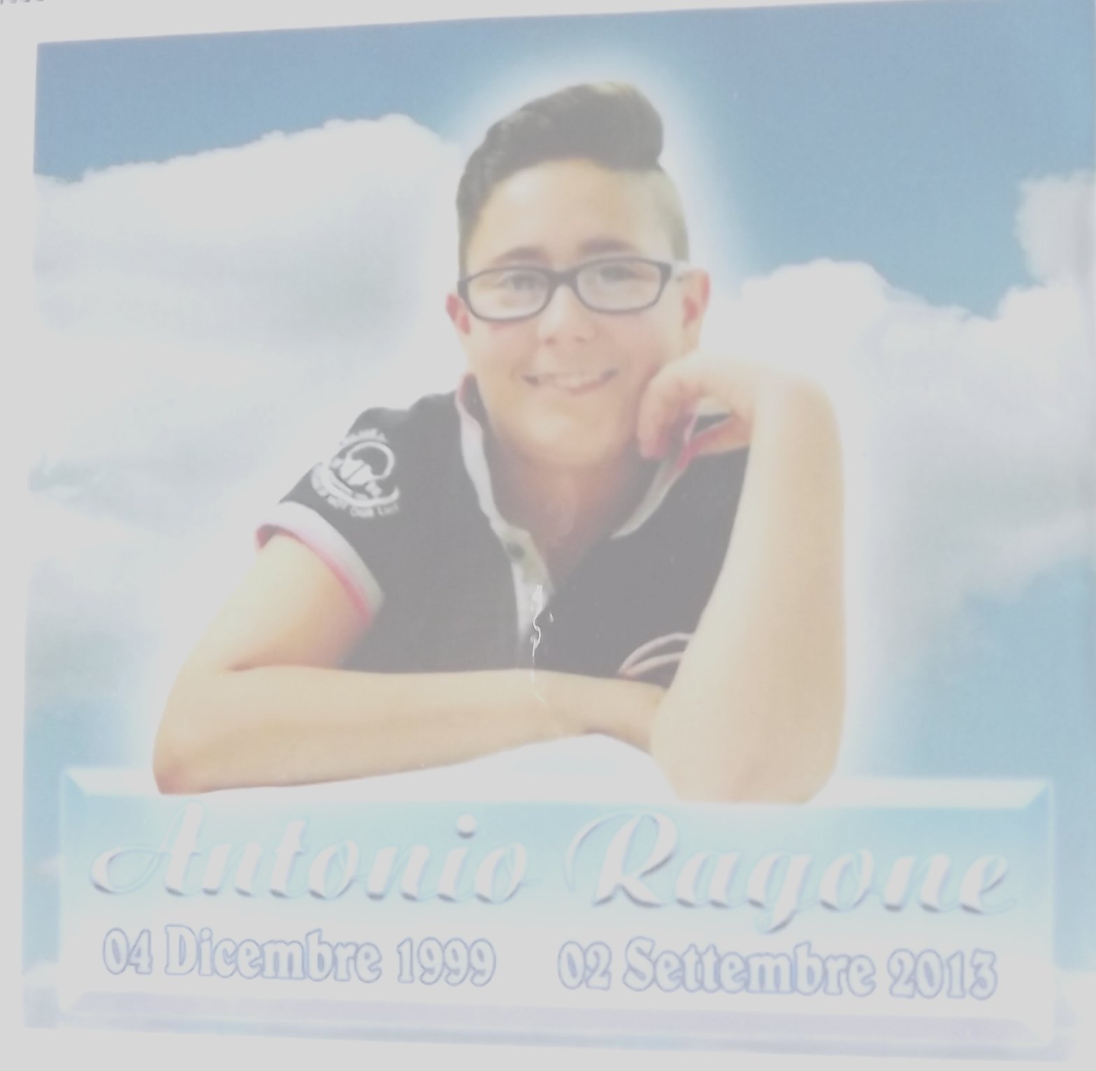 La MiglioniCorrida nella persona di Emanuele Salerno, organizza la 1^Edizione del Premio Memorial "Antonio Ragone"  per ricordare il suo sorriso