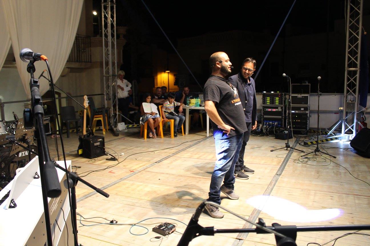Piazza Castello gremita per la serata della UNDICESIMA Edizione della MIGLIONICORRIDA 2017 a Miglionico (MT)  12 Agosto 2017 ore 21 