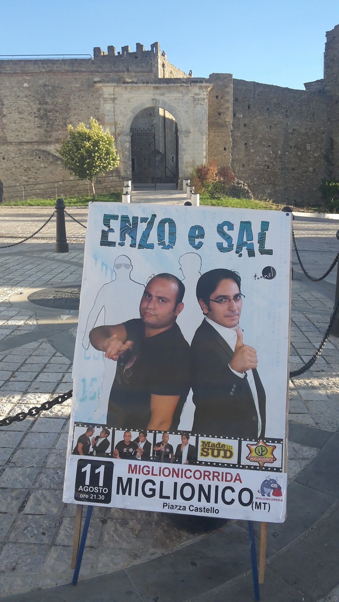 Cartellone estivo "SeRestate a.. MIGLIONICO"  con la MIGLIONICORRIDA organizzata dal direttore artistico Emanuele Salerno