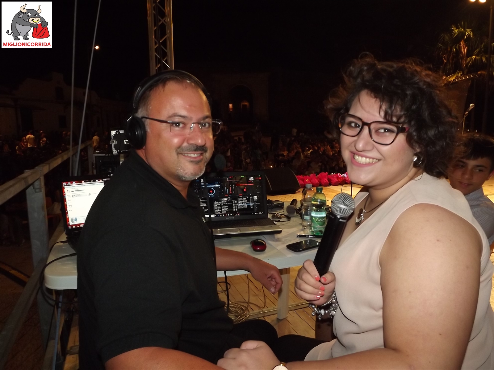 DANIELE BUONO e MARIA PICCINNI in una Piazza Castello gremita per la serata della DODICESIMA Edizione della MIGLIONICORRIDA 2018 a Miglionico (MT)  8 Agosto 2018 ore 21 