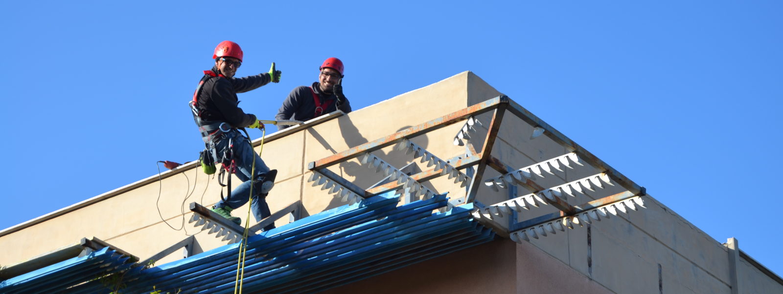 LAVORI ACROBATICI srls  Mercoled 8 Agosto 2018: DODICESIMA EDIZIONE MIGLIONICORRIDA - Piazza Castello  MIGLIONICO (MT) 